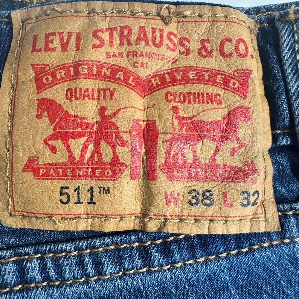 Levi's 511 Jeans in Deep Blue 38 x 32 NWT - Picture 3 of 6